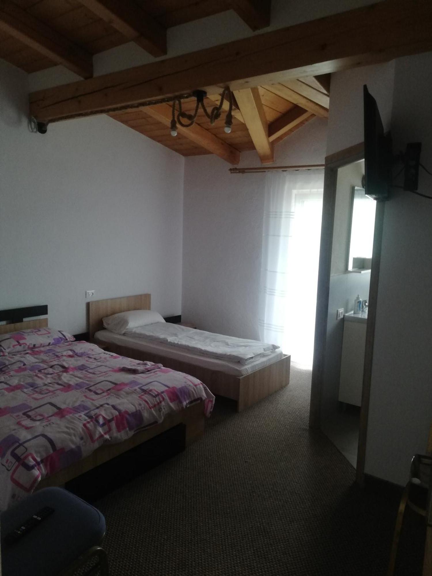 Pensiune Stirbu Borşa Rom bilde